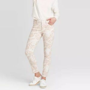 Universal Thread Hi Rise Snakeskin Skinny Jeans 25